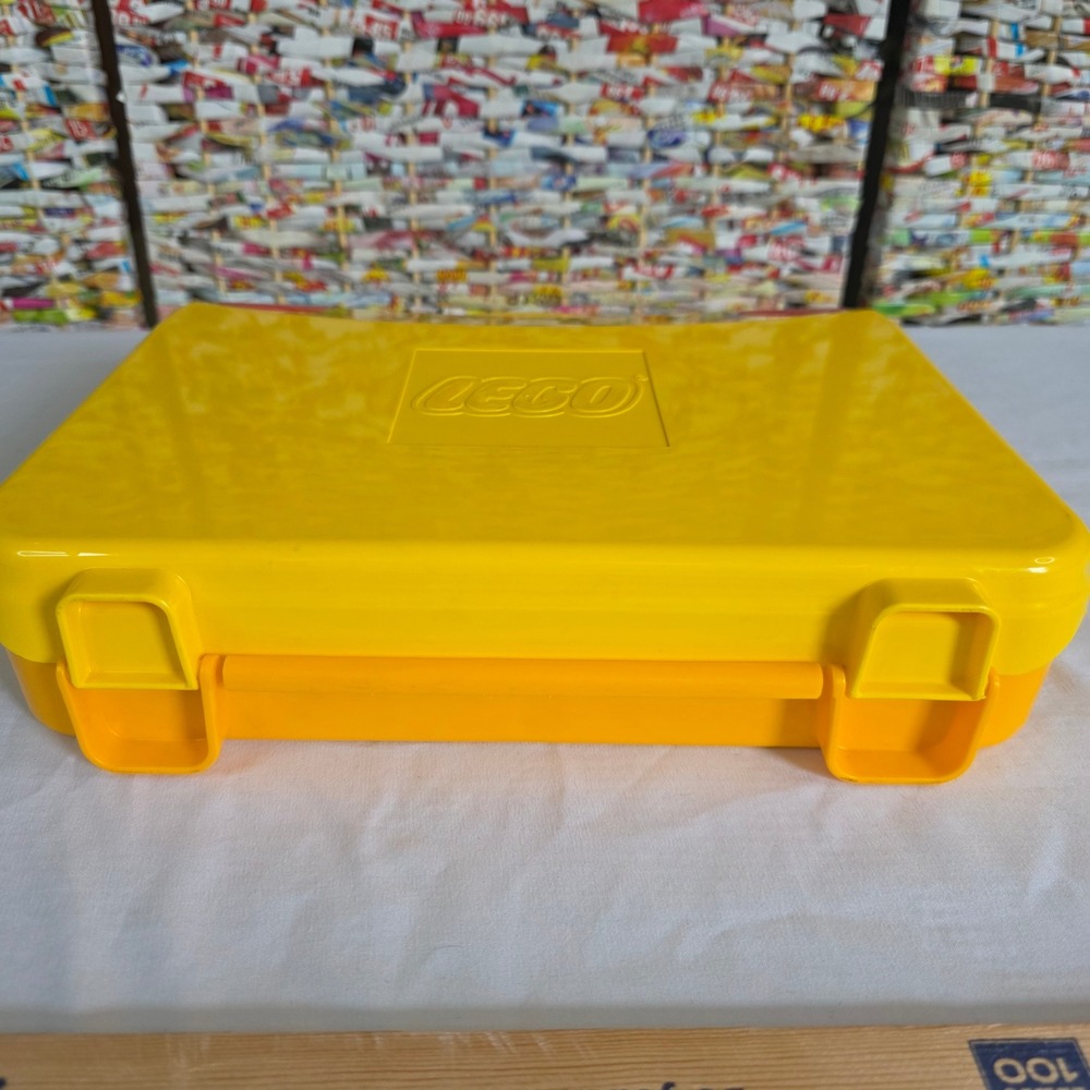 LEGO Yellow Plastic Storage Carrying Case Organizer with Red Latches Handle - Picture 9 of 16